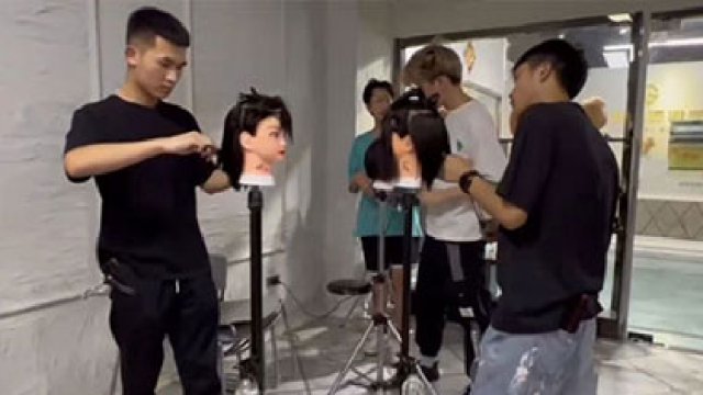 寻找晋升优秀美发师职业发展通道？机会来啦！