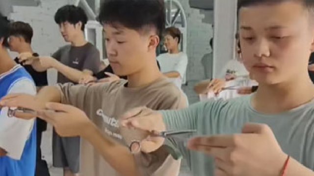 美发行业的创业机会、发展空间如何？