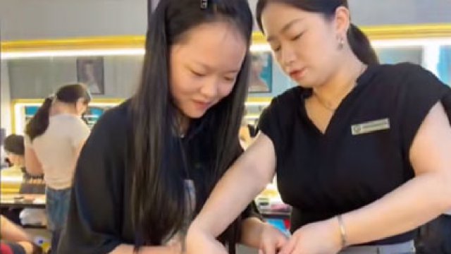 学化妆，哪些岗位比较吃香？ #化妆学校 #学化妆 #温州学化妆 #温州化妆学校 #温州化妆培训